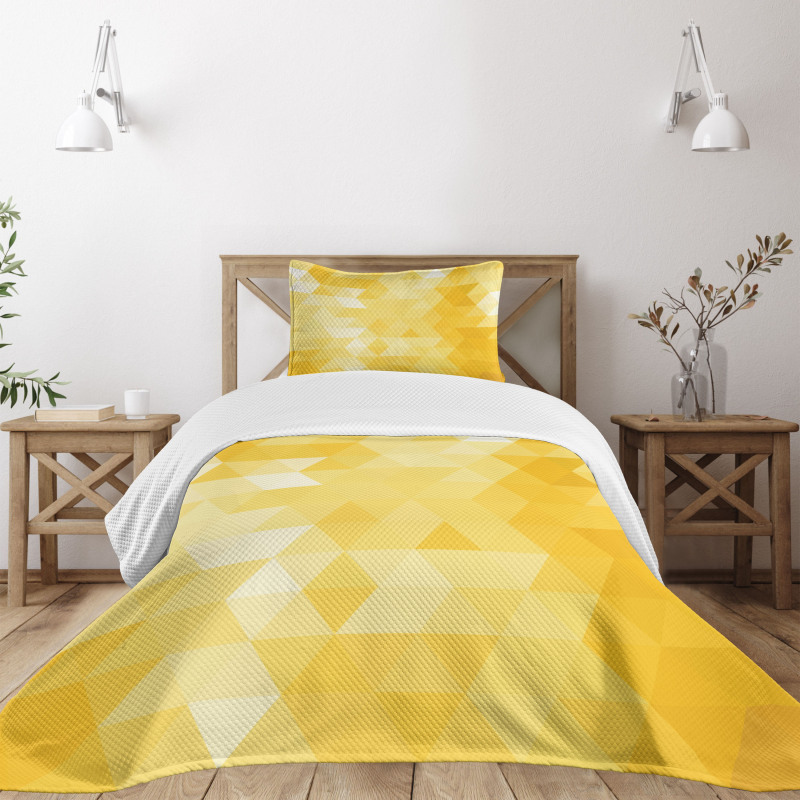 Geometric Triangle Bedspread Set