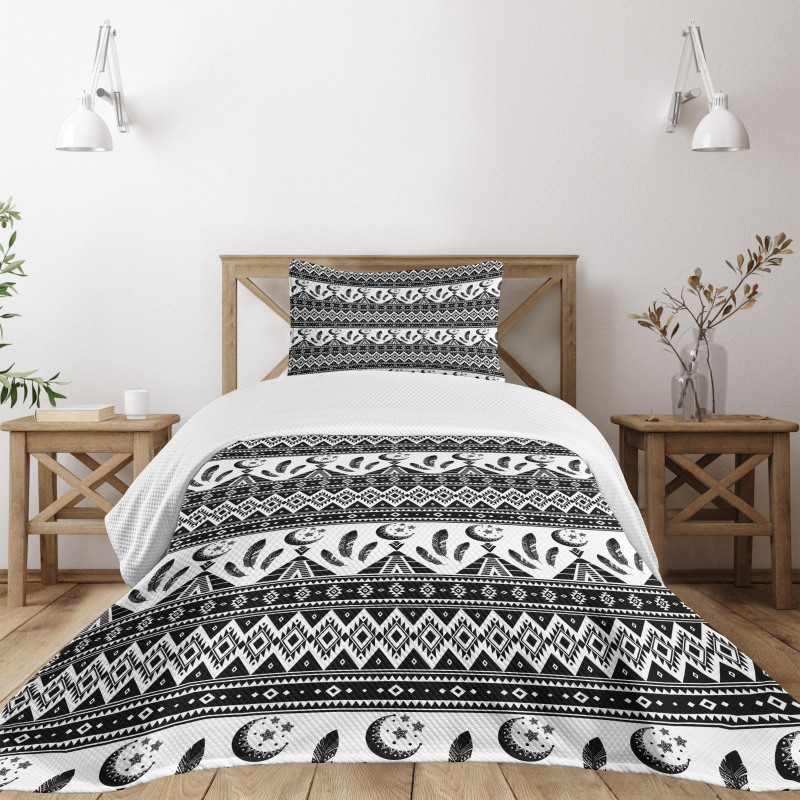 Trippy Moon Feather Pattern Bedspread Set