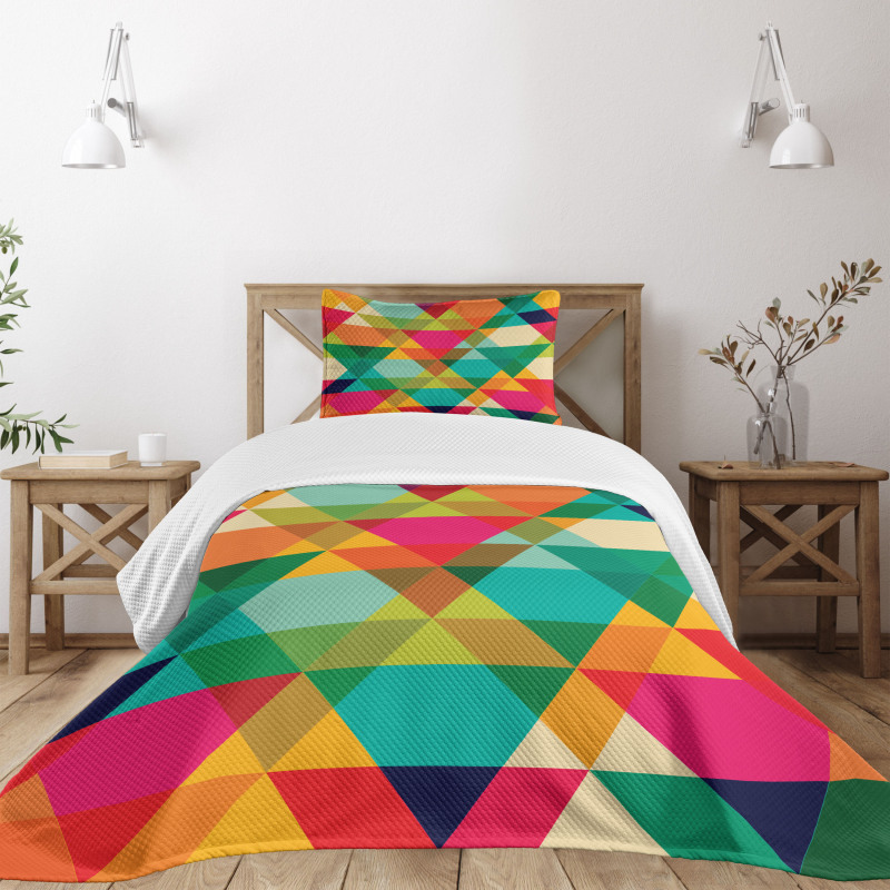 Retro Colors Graphic Art Bedspread Set