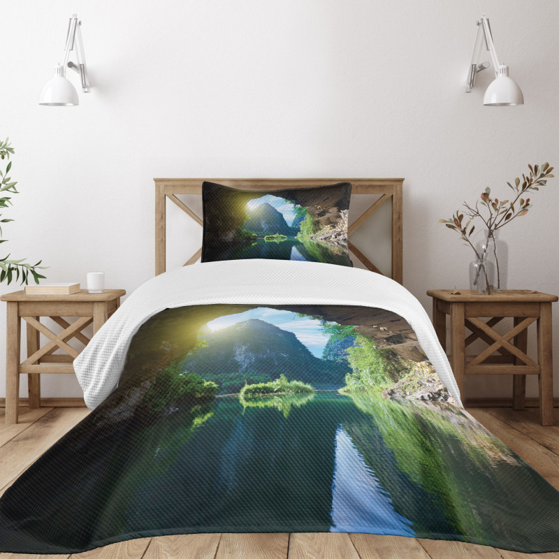 Mountain Sky Scenery Bedspread Set