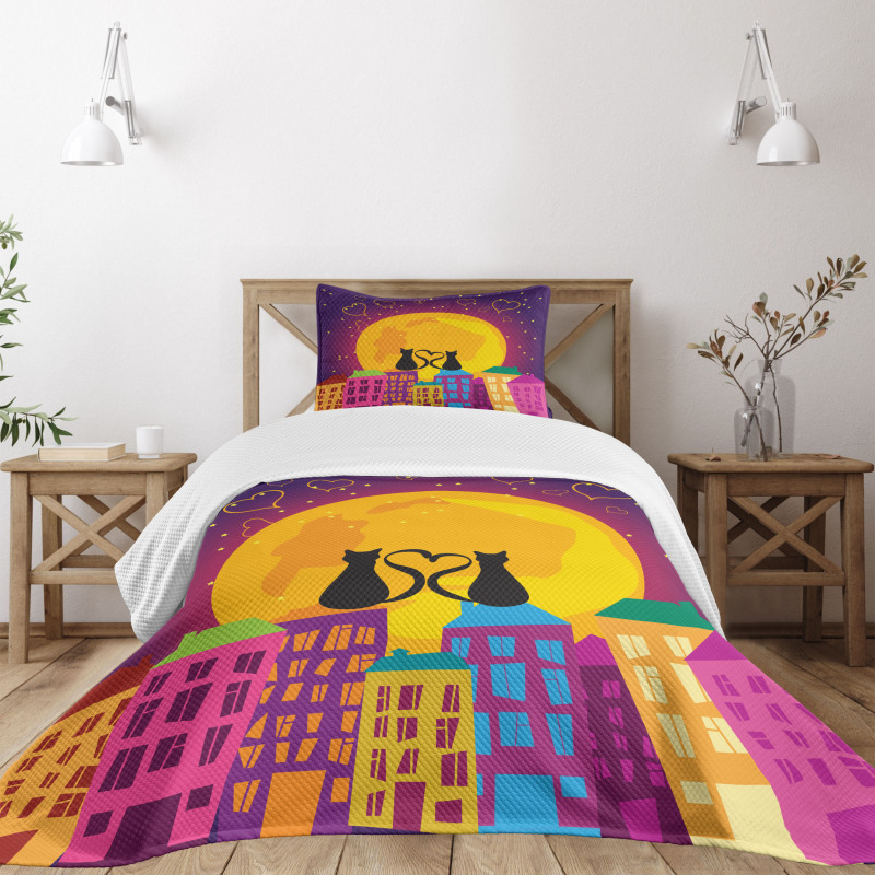 Cats on the Roof Heart Bedspread Set