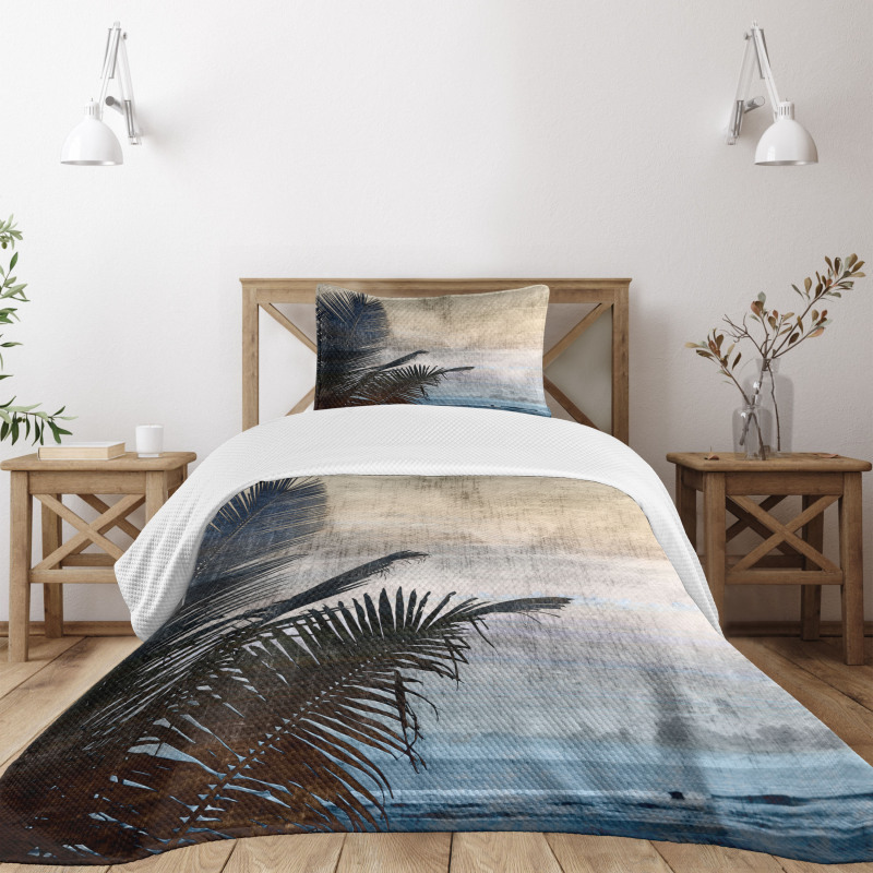 Grunge Palm Trees Art Bedspread Set