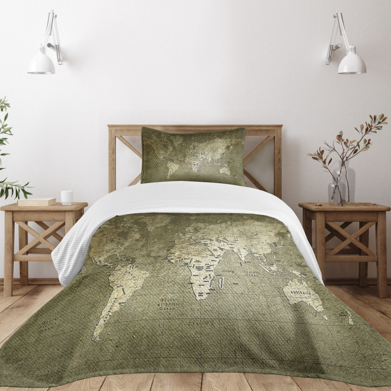 Nostalgic World Map Bedspread Set