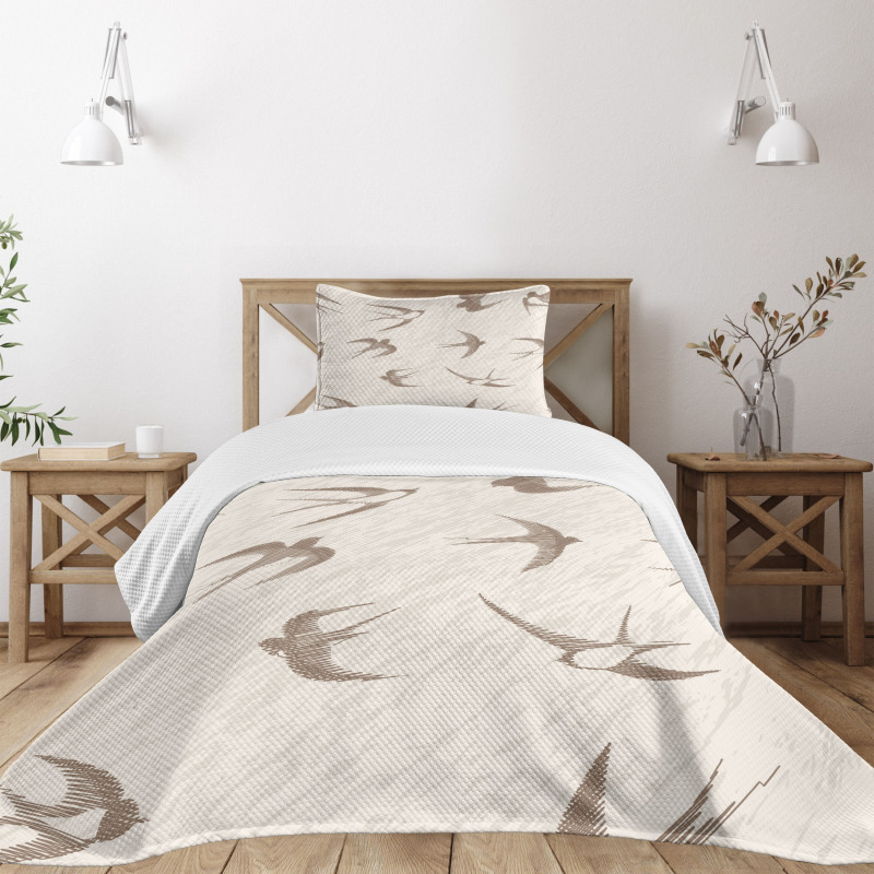 Flying Birds Bedspread Set