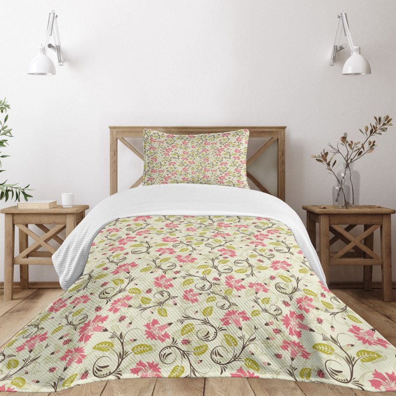 Bridal Flower Patterns Bedspread Set