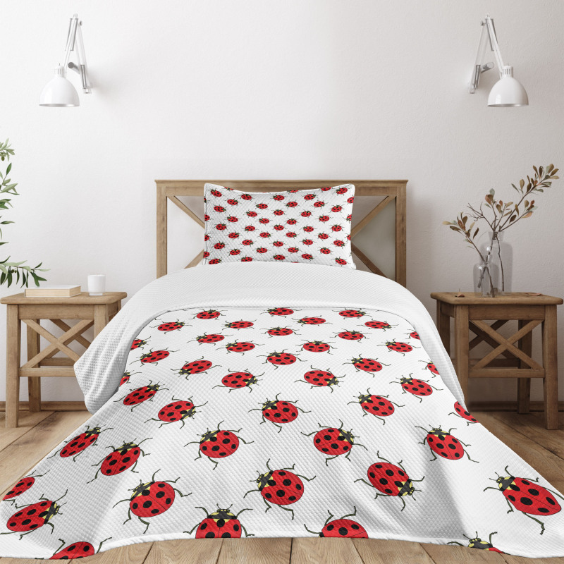 Ladybugs Patterns Bedspread Set