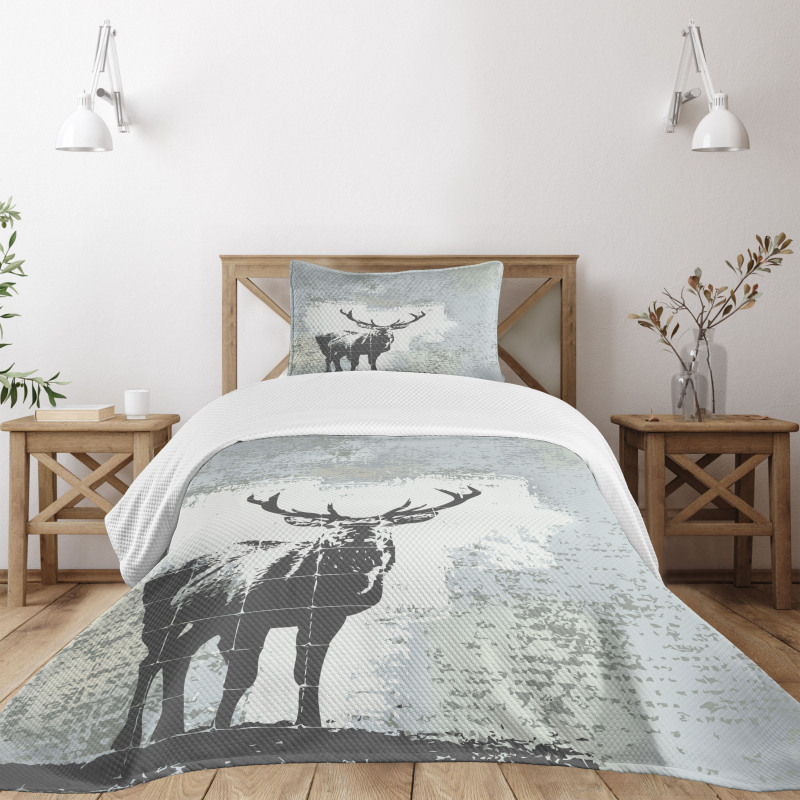 Stag Silhouette Grunge Bedspread Set