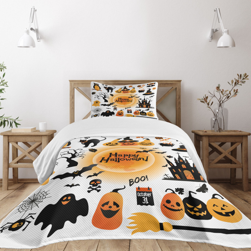 Happy Ghost Bedspread Set