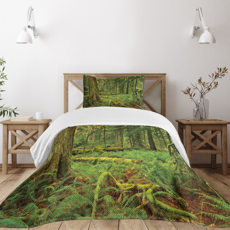 Woodland Bushes Moss Bedspread Set