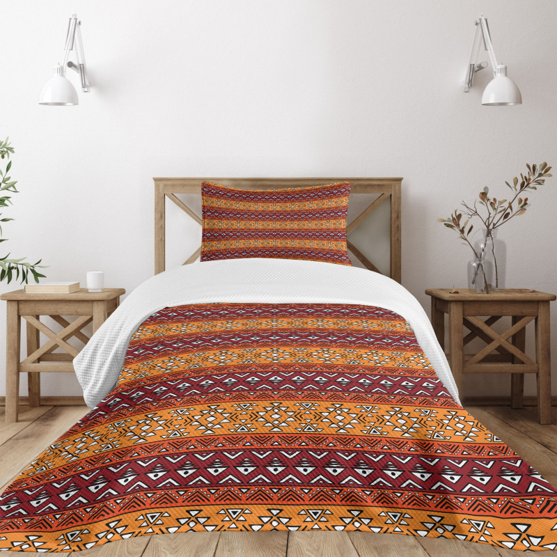 Retro Motifs Bedspread Set