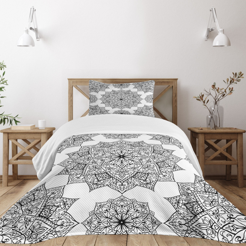 Eastern Mosaic Patterns Bedspread Set