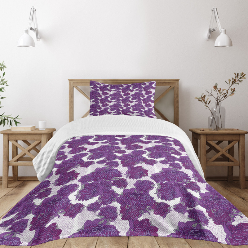 Allium Flower Petals Bedspread Set