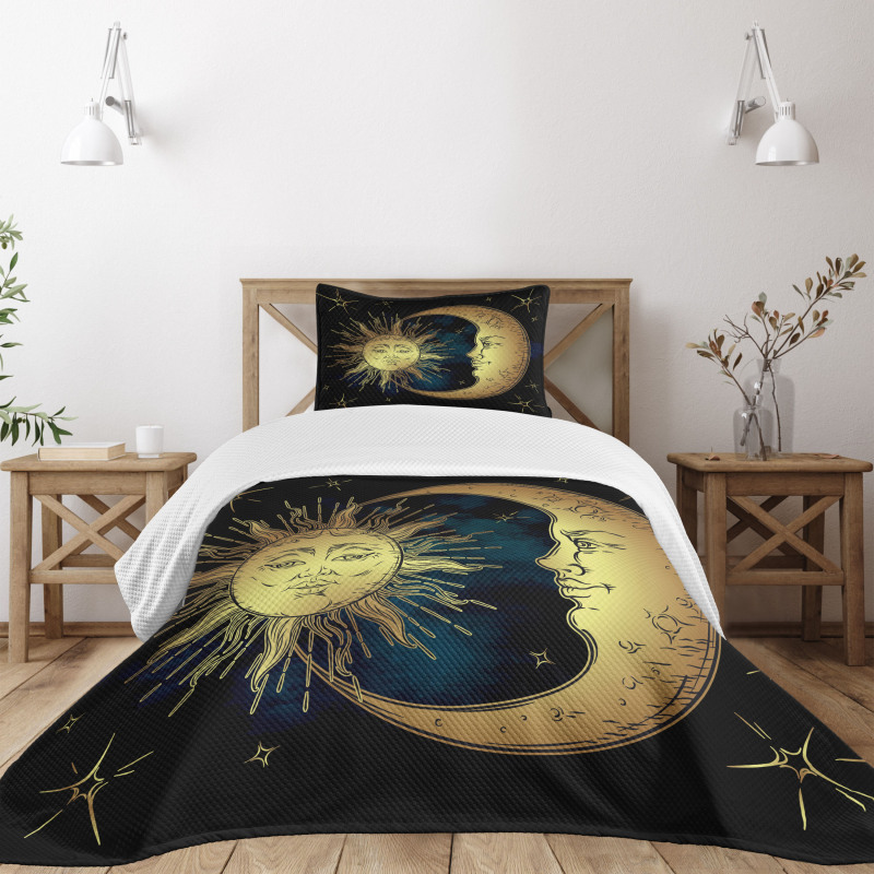 Moon and Sun Bedspread Set