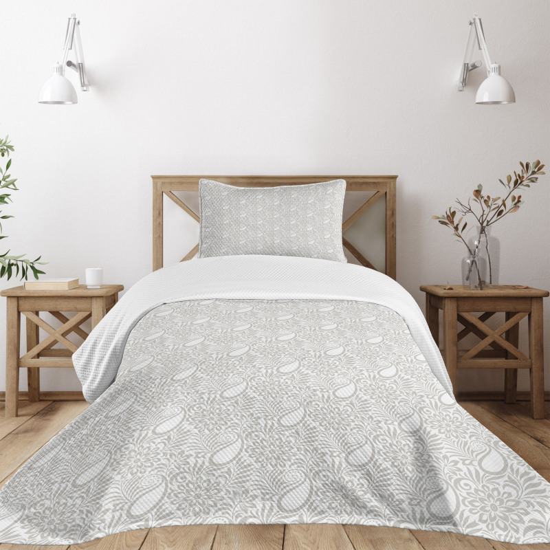 Abstract Flowers Leafs Bedspread Set