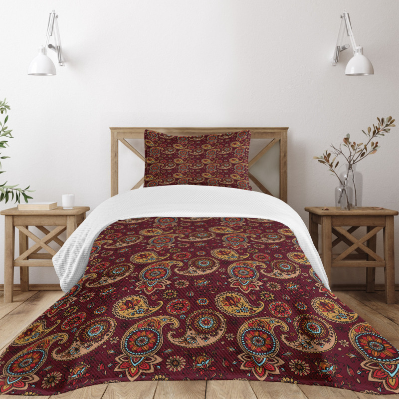 Middle Eastern Tribual Bedspread Set