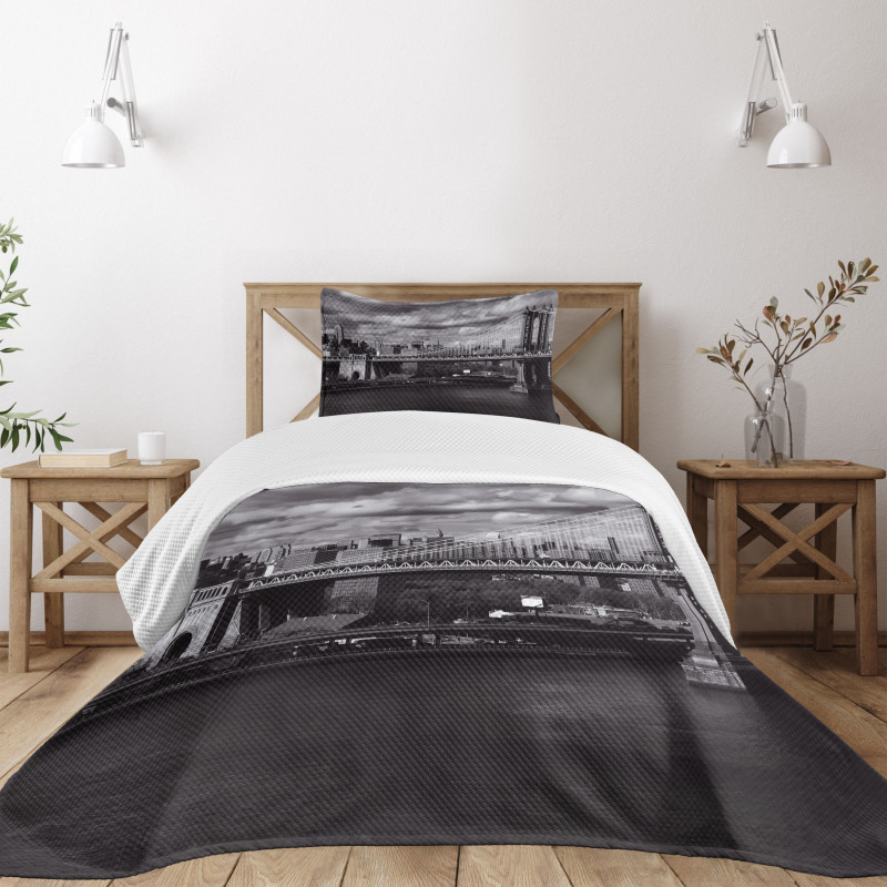 NYC in Black and White Bedspread Set