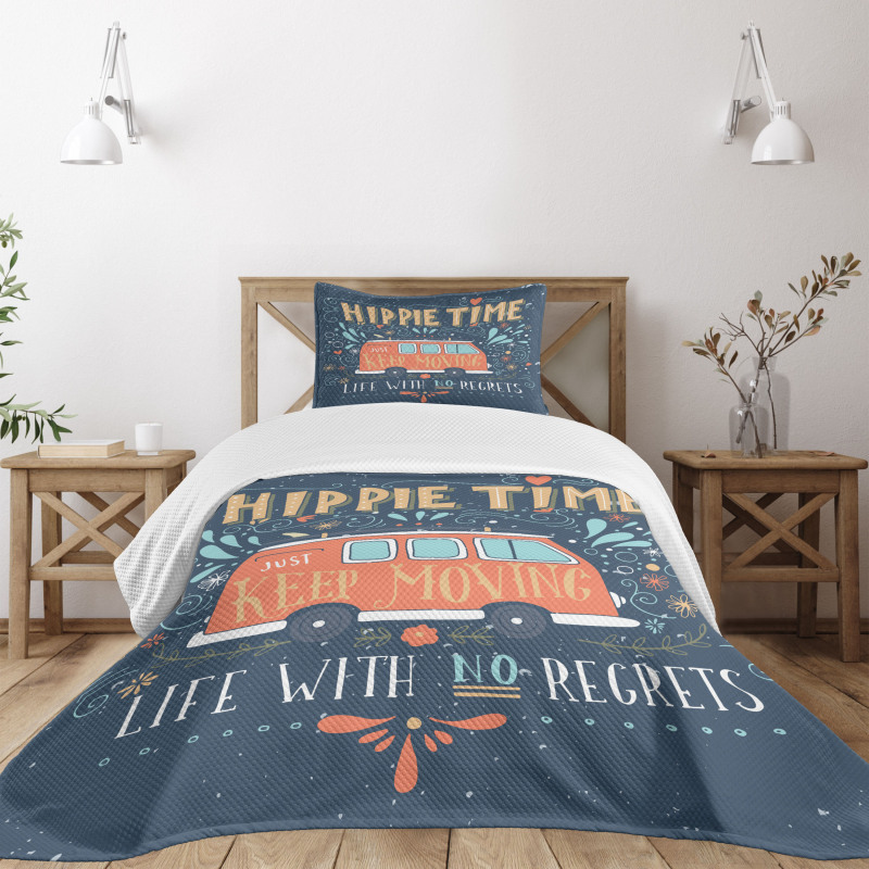 Hippie Words Bedspread Set