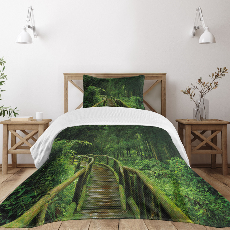 Tropical Thailand Forest Bedspread Set