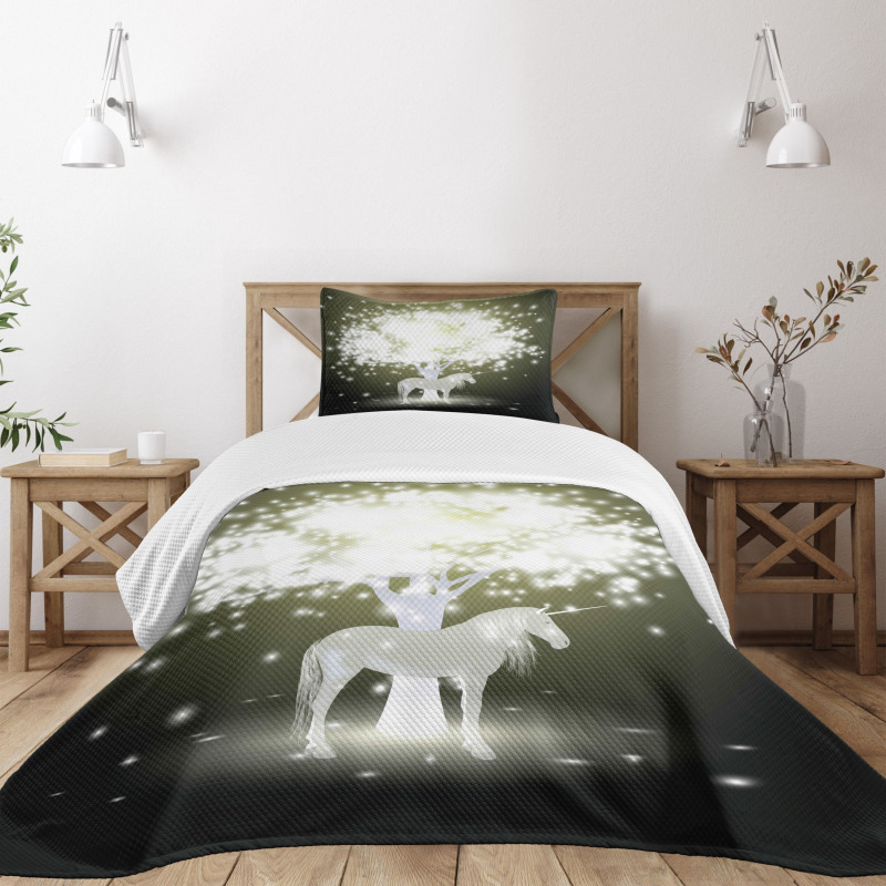 Unicorn Horse with Tree Bedspread Set
