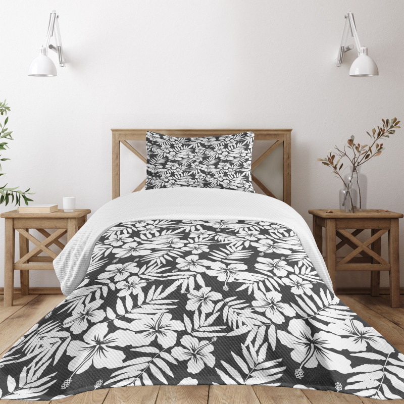 Exotic Hibiscus Flower Bedspread Set
