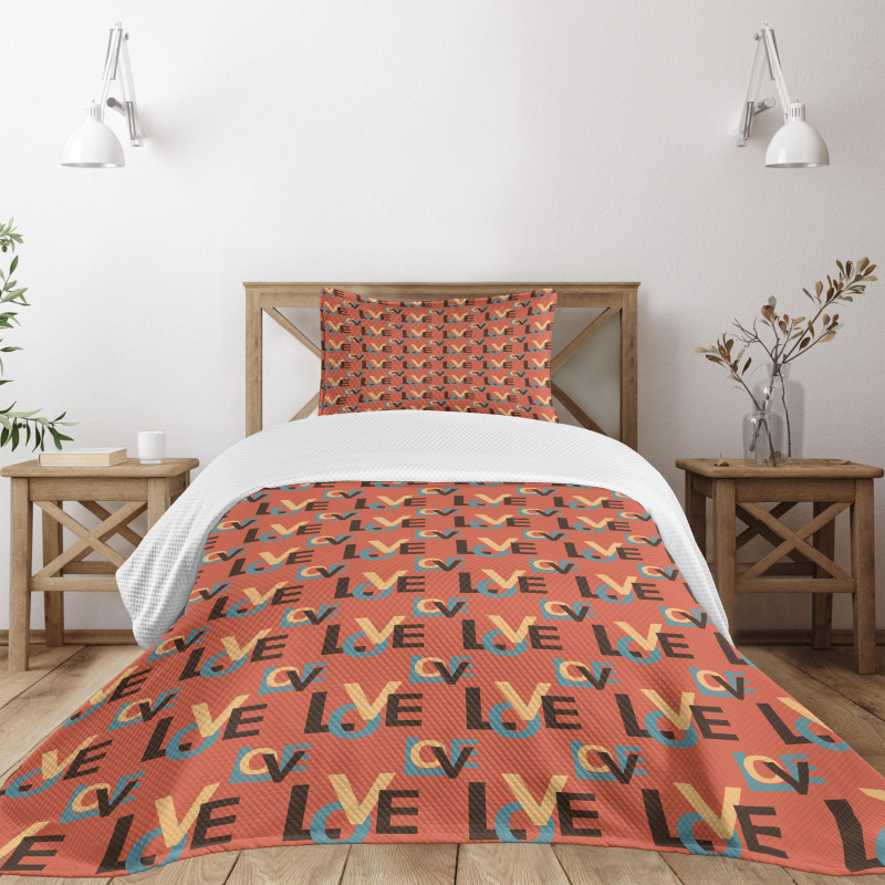 Capital Love Words Bedspread Set