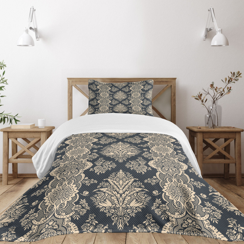 Victorian Baroque Style Bedspread Set