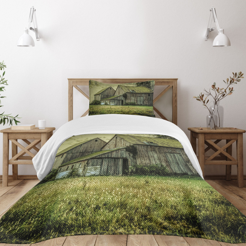 American Farmer Barn Bedspread Set