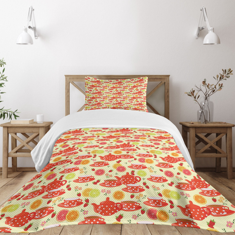 Cup with Dots and Fruits Bedspread Set