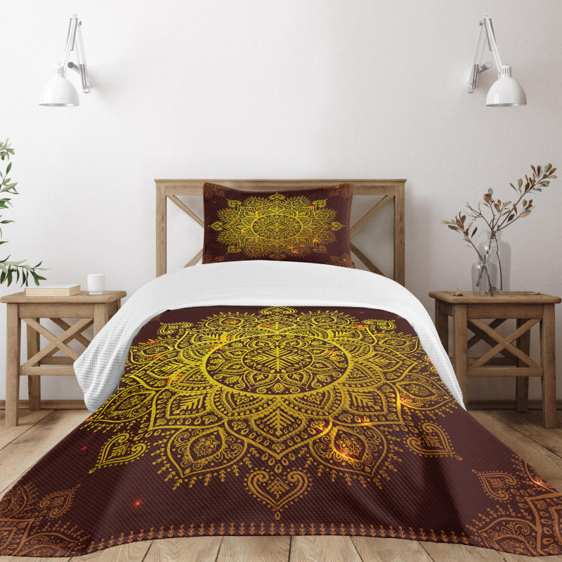 Oriental Snowflake Art Bedspread Set