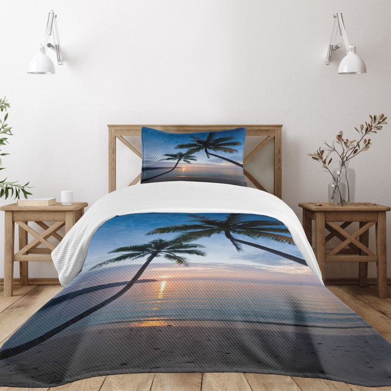 Sunset Beach Thailand Bedspread Set