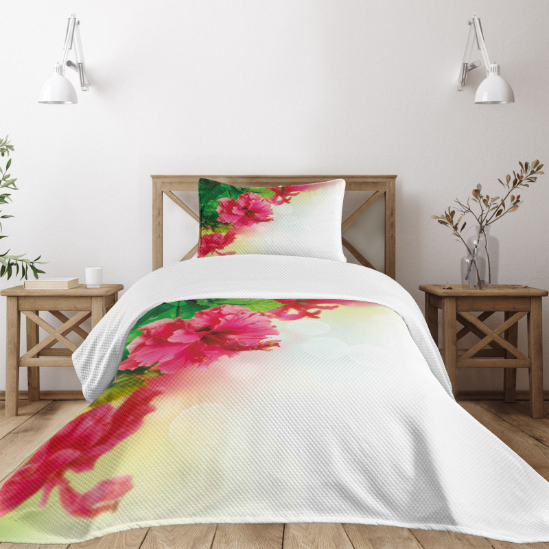 Fragrance Blossoms Garden Bedspread Set