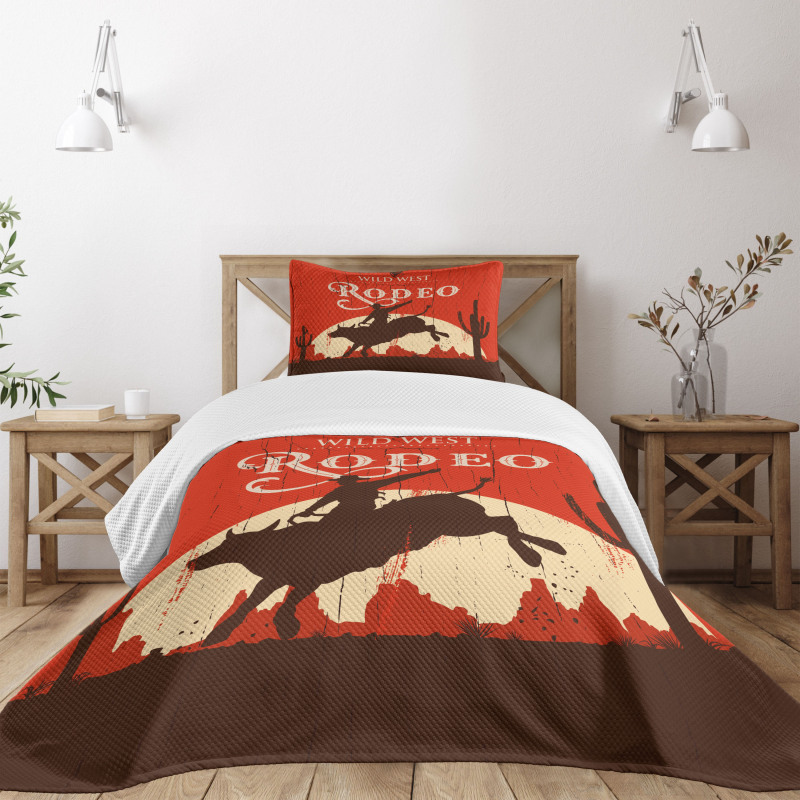 Rodeo Cowboy Rides Bull Bedspread Set