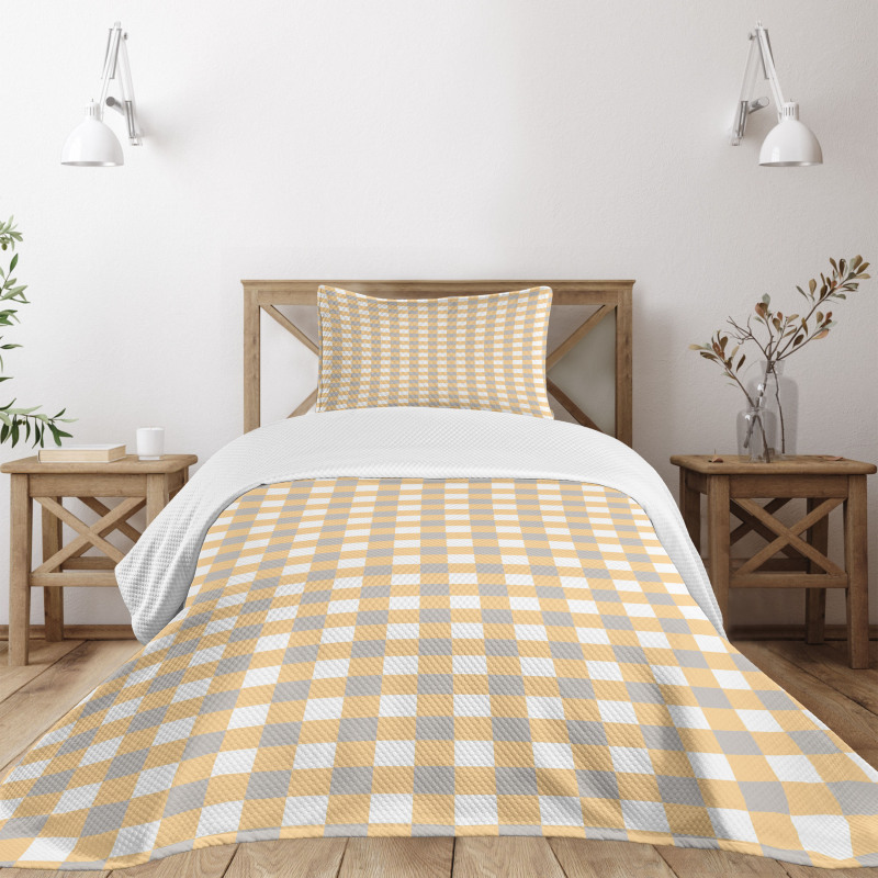 Checkered Shabby Old Bedspread Set