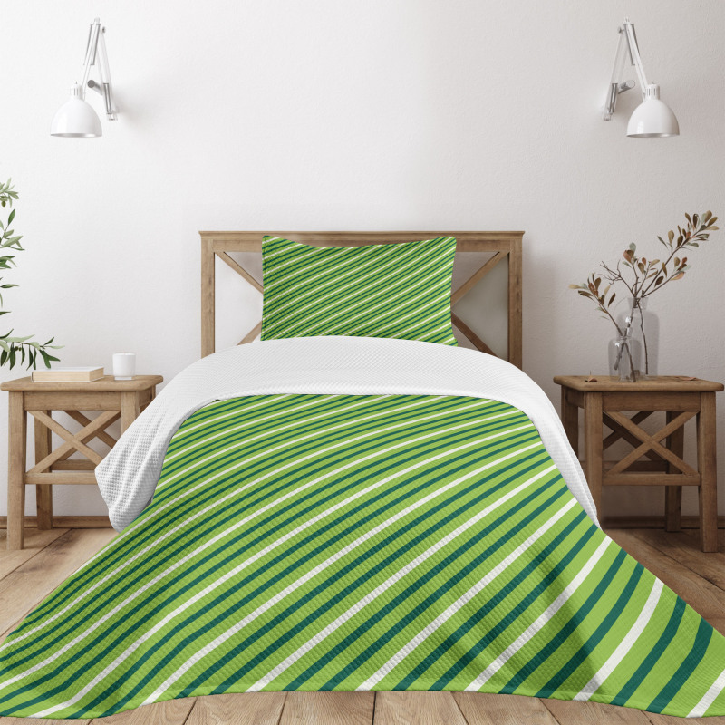 Irish Striped Pattern Bedspread Set