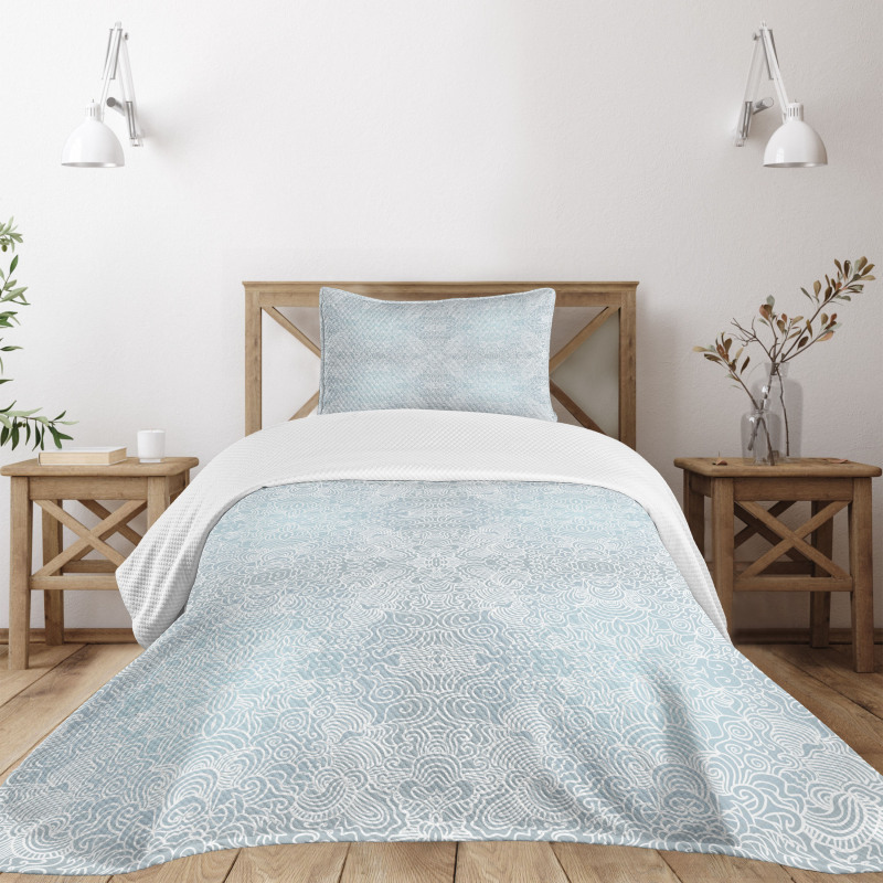 Swirled Floral Lines Bedspread Set