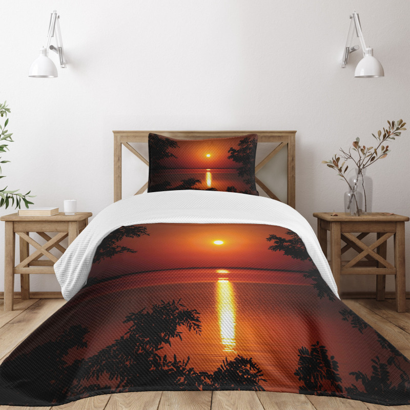 Rural Fresh Dramatic View Bedspread Set