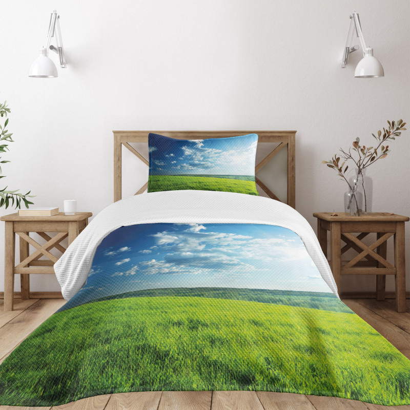 Meadow Valley Cloud Sun Bedspread Set