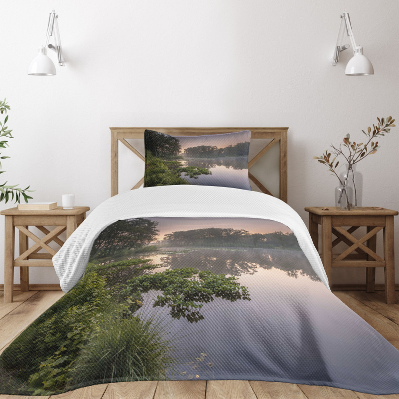 Lake Natura Netherlands Bedspread Set