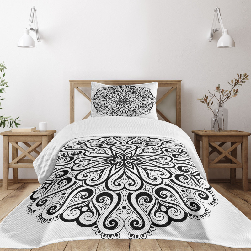 Eastern Cosmos Bedspread Set