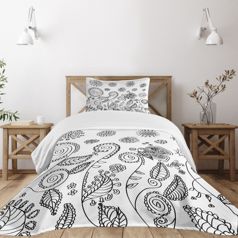 Doodle Swirled Flowers Bedspread Set