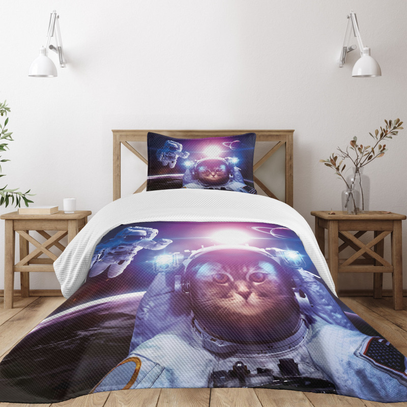 Galaxy Eclipse Saturn Bedspread Set