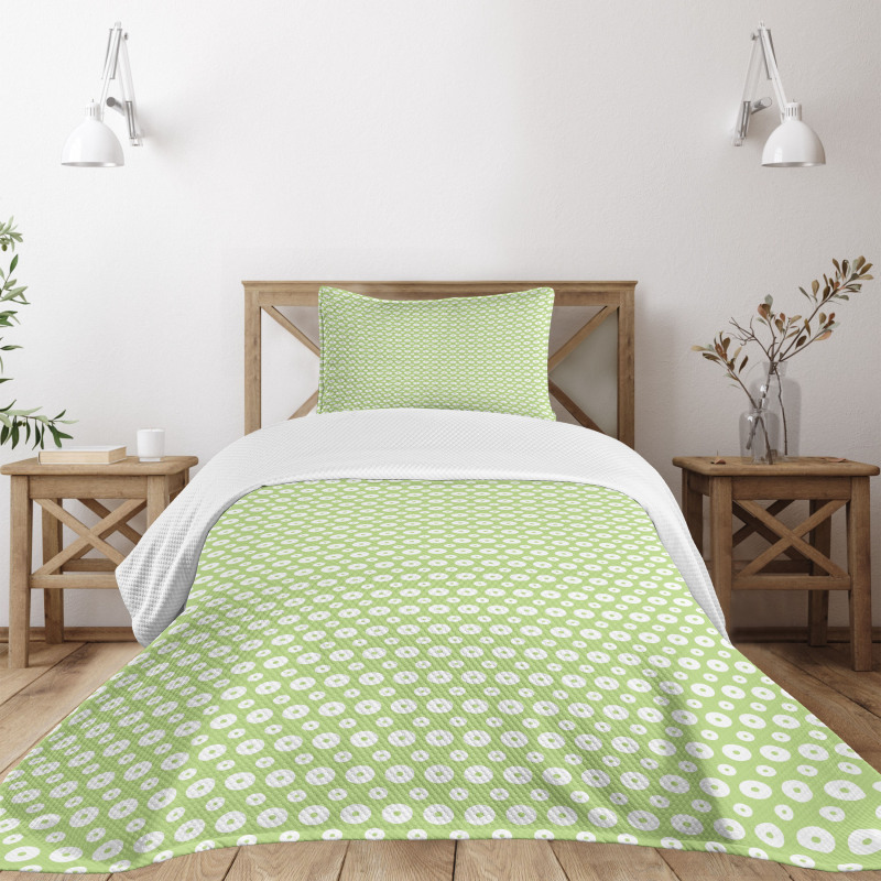 Inner Circles with Dots Bedspread Set