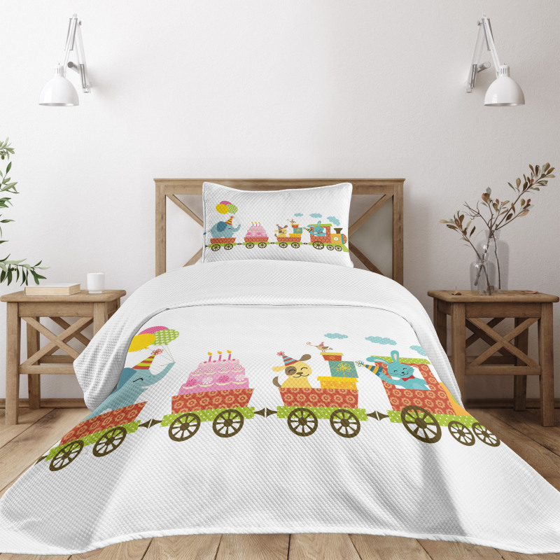 Birthday Cake Animal Bedspread Set