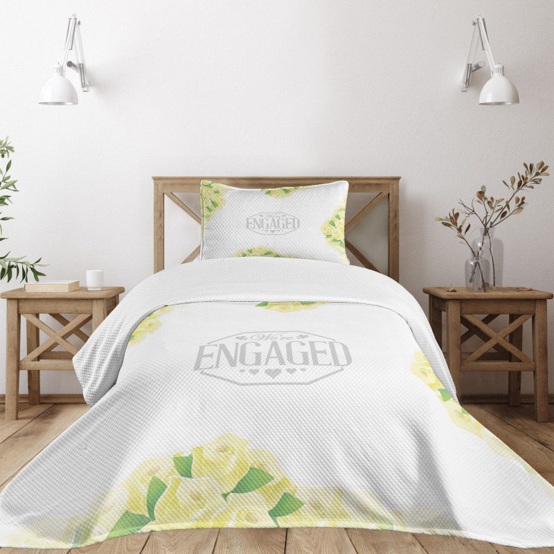 Roses and Leaves Bedspread Set
