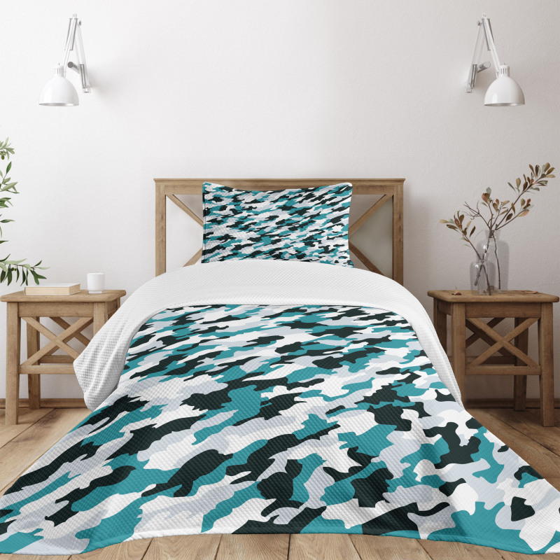 Aquatic Camouflage Tile Bedspread Set