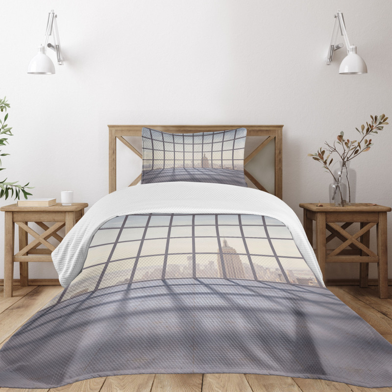 Windows Lattice Bedspread Set