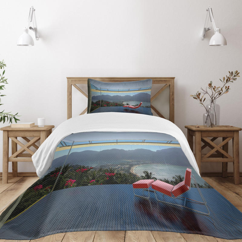 Tropical Island Flowers Bedspread Set