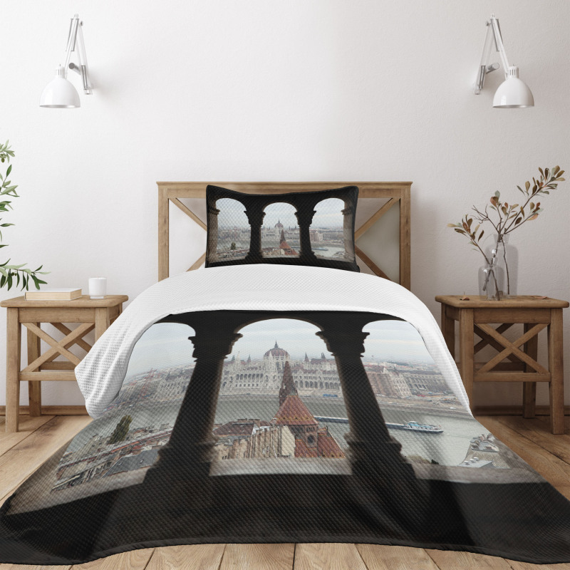 Hungarian Parliament Bedspread Set