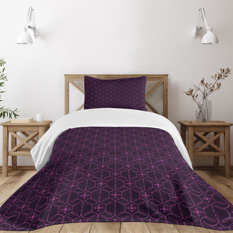 Swirl Leaf Details Bedspread Set