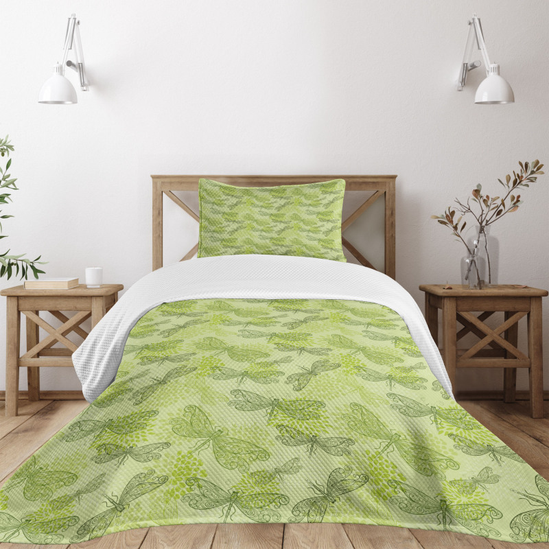 Floral Dragonfly Wings Bedspread Set